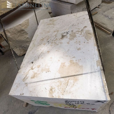 Travertino Classico travertine block